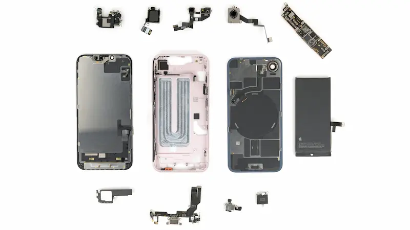 iPhone 17e Teardown New MagSafe & Repairability